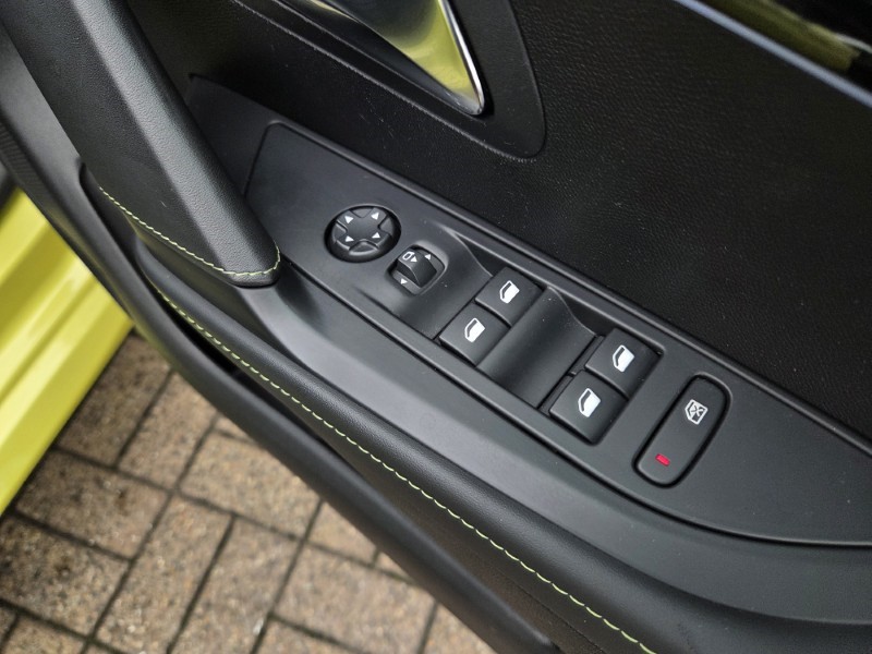 2024 (24) PEUGEOT 208 1.2 Hybrid 100 GT 5dr e-DSC6 5839753