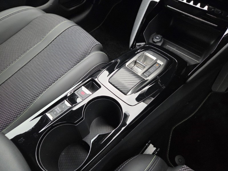 2024 (24) PEUGEOT 208 1.2 Hybrid 100 GT 5dr e-DSC6 5839757