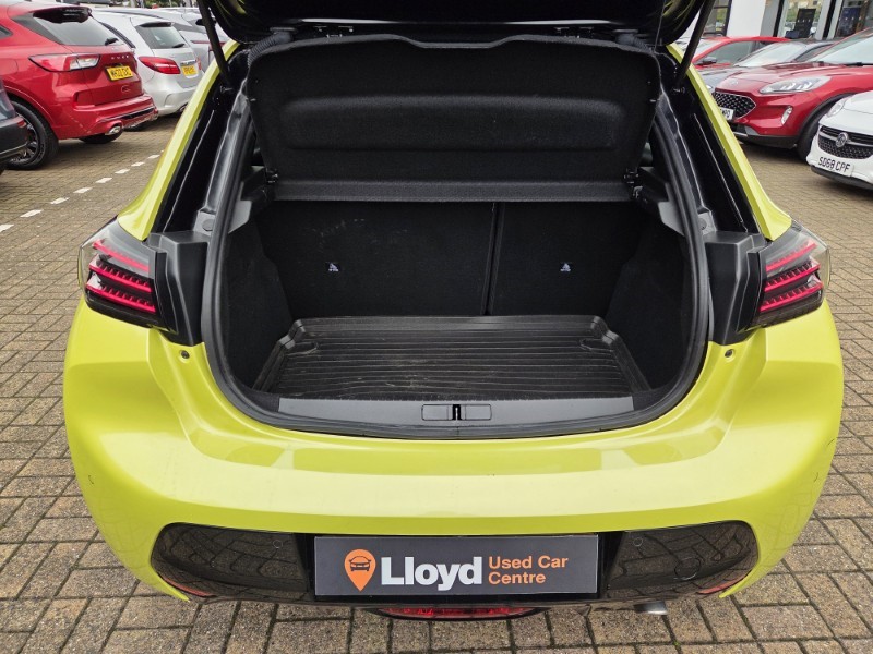 2024 (24) PEUGEOT 208 1.2 Hybrid 100 GT 5dr e-DSC6 5839740