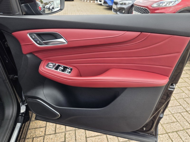 2024 (24) MG MOTOR UK HS 1.5 T-GDI Trophy 5dr DCT 5832794