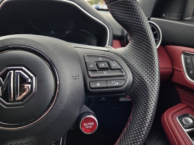 2024 (24) MG MOTOR UK HS 1.5 T-GDI Trophy 5dr DCT 5832797