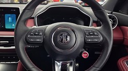 2024 (24) MG MOTOR UK HS 1.5 T-GDI Trophy 5dr DCT 5832798
