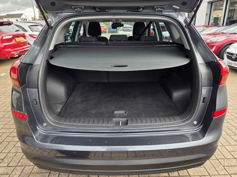 2018 (68) HYUNDAI TUCSON 1.6 GDi SE Nav 5dr 2WD 5840249