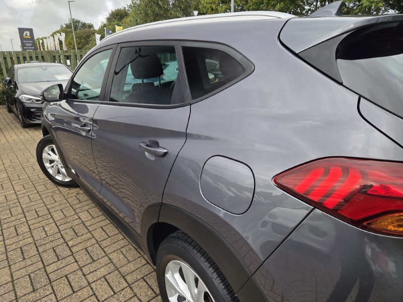 2018 (68) HYUNDAI TUCSON 1.6 GDi SE Nav 5dr 2WD 5840243