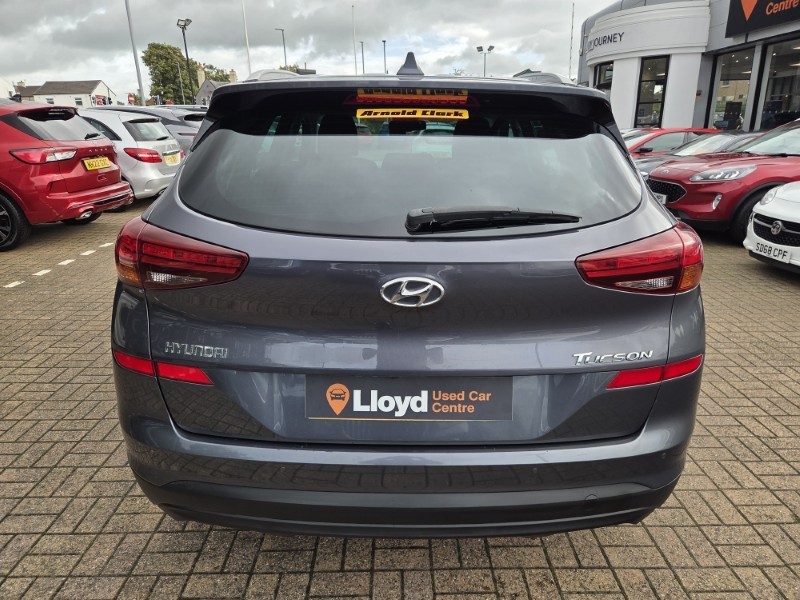 2018 (68) HYUNDAI TUCSON 1.6 GDi SE Nav 5dr 2WD 5840247