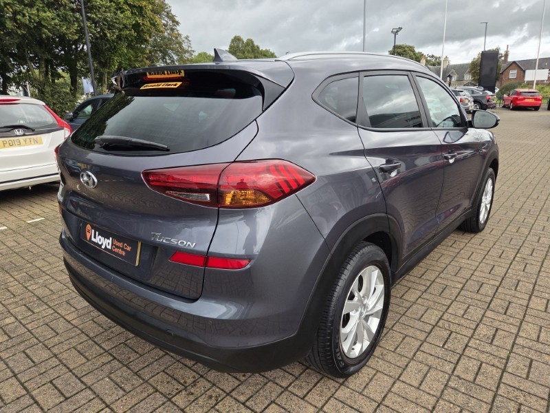 2018 (68) HYUNDAI TUCSON 1.6 GDi SE Nav 5dr 2WD 5840248