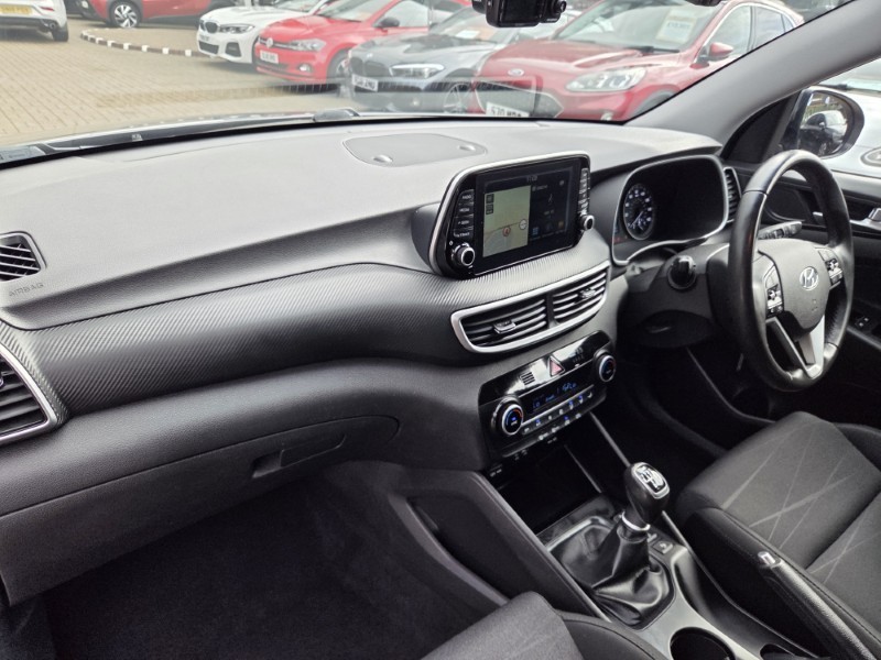 2018 (68) HYUNDAI TUCSON 1.6 GDi SE Nav 5dr 2WD 5840258
