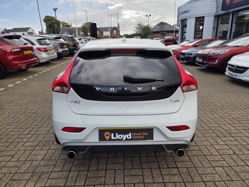 2018 (18) VOLVO V40 T3 [152] R DESIGN Pro 5dr 5840028