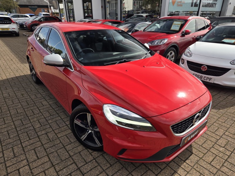 2018 (18) VOLVO V40 T2 [122] R DESIGN 5dr 5840281
