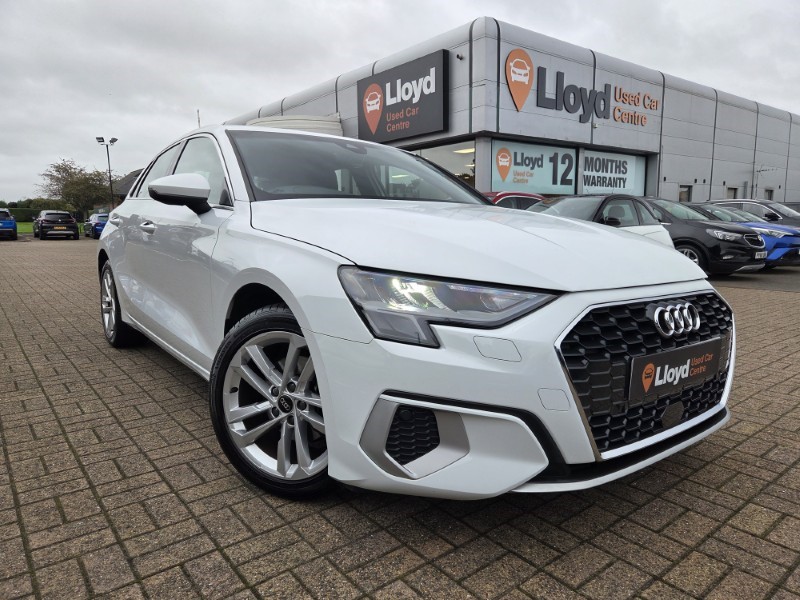 2022 (22) AUDI A3 35 TFSI Sport 5dr 5842368