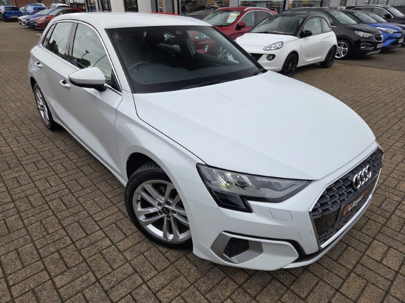 2022 (22) AUDI A3 35 TFSI Sport 5dr 5842363