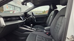 2022 (22) AUDI A3 35 TFSI Sport 5dr 5842382