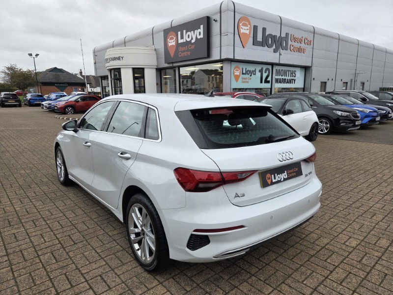 2022 (22) AUDI A3 35 TFSI Sport 5dr 5842369