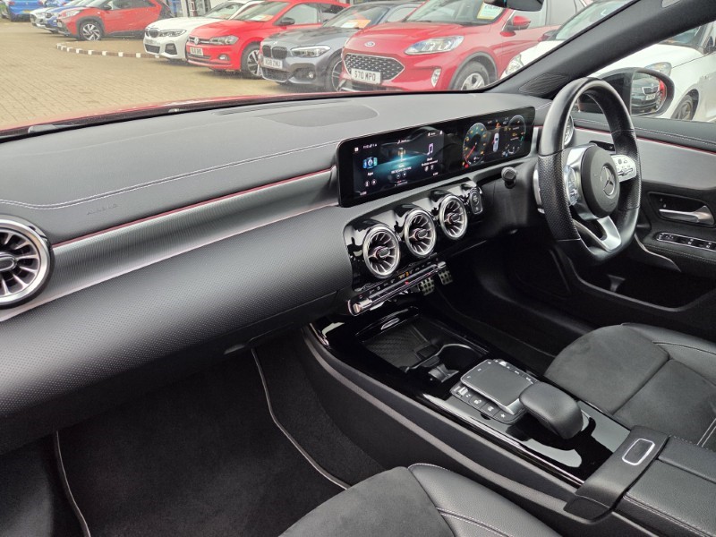 2021 (21) MERCEDES-BENZ A CLASS A200 Exclusive Edition 5dr Auto 5842618