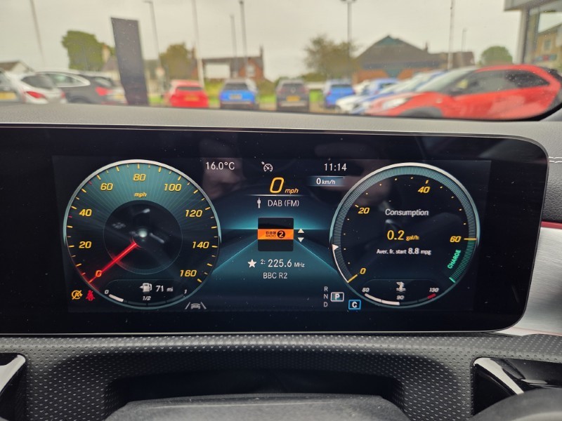 2021 (21) MERCEDES-BENZ A CLASS A200 Exclusive Edition 5dr Auto 5842640