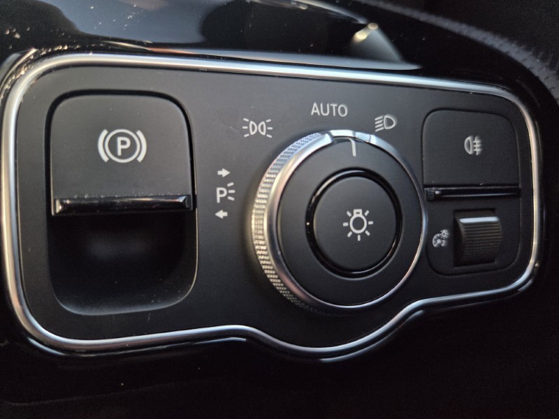 2019 (69) MERCEDES-BENZ A CLASS A250 AMG Line Premium 5dr Auto 5850571