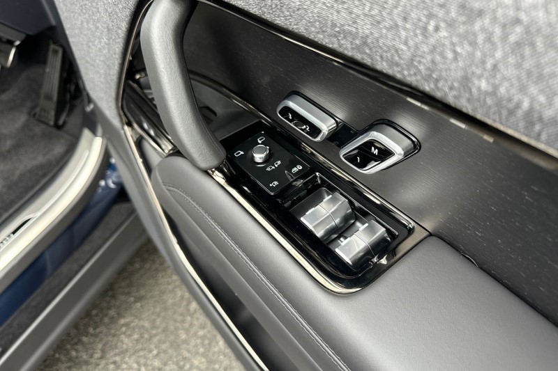 2024 (74) LAND ROVER RANGE ROVER SPORT 3.0 P550e Autobiography 5dr Auto 3474064