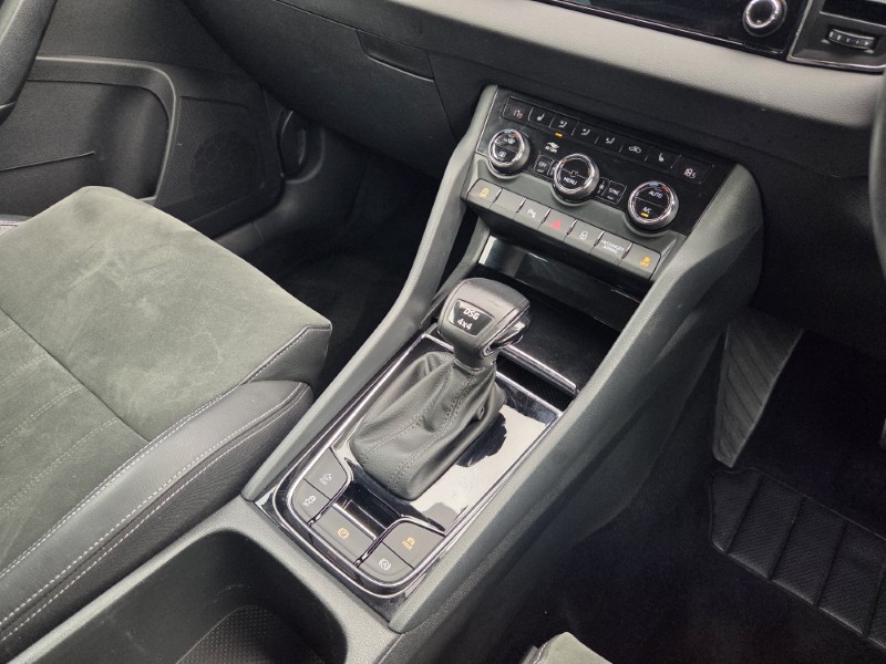 2019 (69) SKODA KAROQ 2.0 TDI SE L 4x4 5dr DSG 5840347