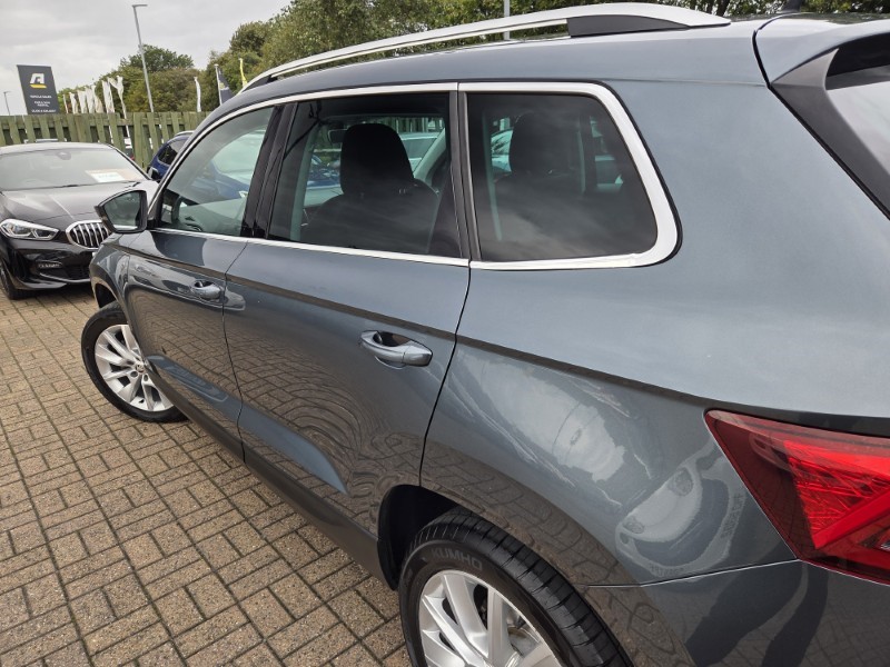 2019 (69) SKODA KAROQ 2.0 TDI SE L 4x4 5dr DSG 5840323