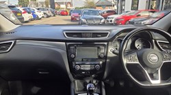 2020 (70) NISSAN QASHQAI 1.3 DiG-T N-Motion 5dr 5850745
