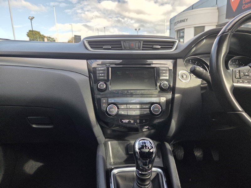 2020 (70) NISSAN QASHQAI 1.3 DiG-T N-Motion 5dr 5850747