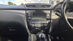 2020 (70) NISSAN QASHQAI 1.3 DiG-T N-Motion 5dr 5850747