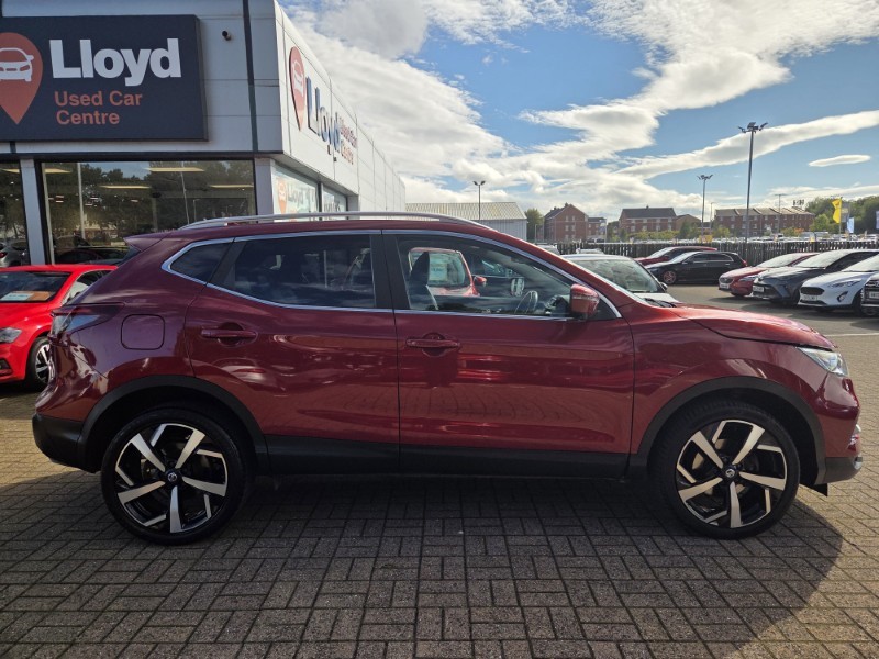 2020 (70) NISSAN QASHQAI 1.3 DiG-T N-Motion 5dr 5850725