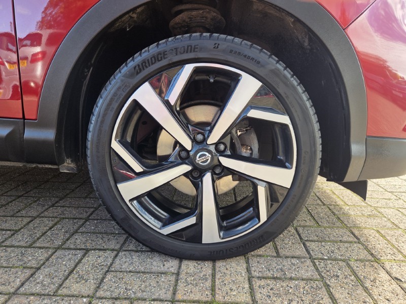 2020 (70) NISSAN QASHQAI 1.3 DiG-T N-Motion 5dr 5850726