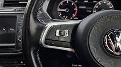 2016 (66) VOLKSWAGEN TIGUAN 2.0 TDi 190 4Motion R-Line 5dr DSG 5842577