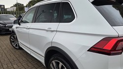 2016 (66) VOLKSWAGEN TIGUAN 2.0 TDi 190 4Motion R-Line 5dr DSG 5842554