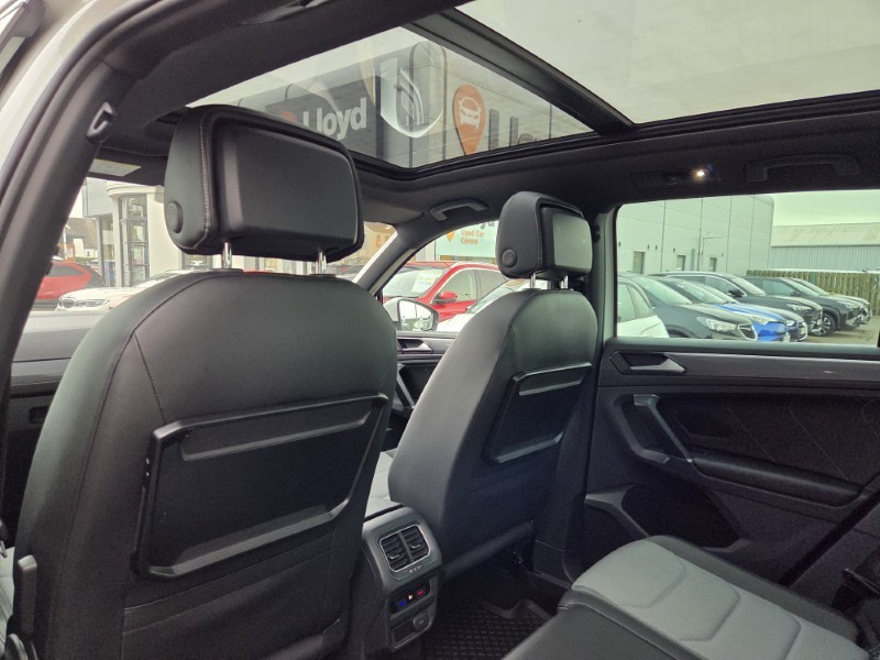 2016 (66) VOLKSWAGEN TIGUAN 2.0 TDi 190 4Motion R-Line 5dr DSG 5842564