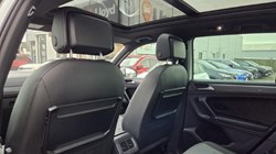 2016 (66) VOLKSWAGEN TIGUAN 2.0 TDi 190 4Motion R-Line 5dr DSG 5842564