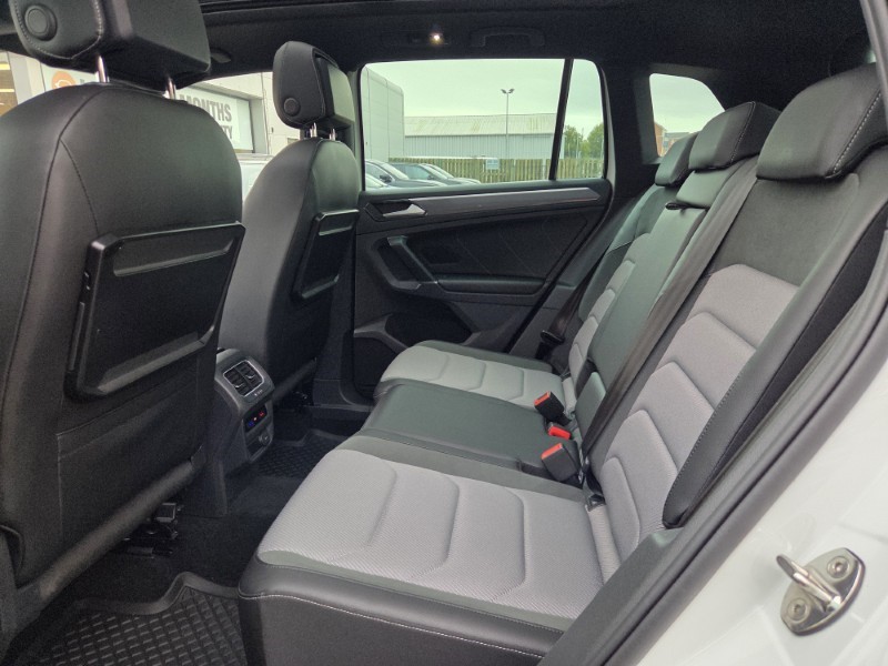 2016 (66) VOLKSWAGEN TIGUAN 2.0 TDi 190 4Motion R-Line 5dr DSG 5842565