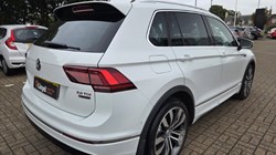 2016 (66) VOLKSWAGEN TIGUAN 2.0 TDi 190 4Motion R-Line 5dr DSG 5842560