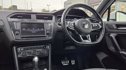 2016 (66) VOLKSWAGEN TIGUAN 2.0 TDi 190 4Motion R-Line 5dr DSG 5842567