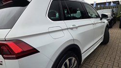 2016 (66) VOLKSWAGEN TIGUAN 2.0 TDi 190 4Motion R-Line 5dr DSG 5842556