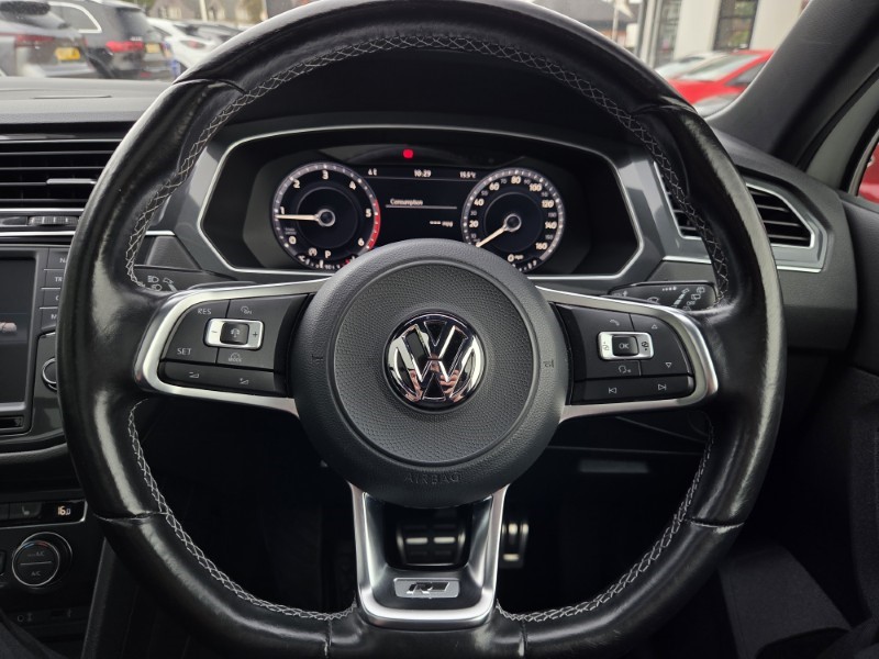 2016 (66) VOLKSWAGEN TIGUAN 2.0 TDi 190 4Motion R-Line 5dr DSG 5842579
