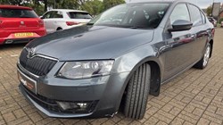 2017 (17) SKODA OCTAVIA 1.6 TDI 110 SE Sport 5dr 5860741