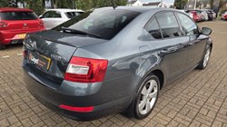 2017 (17) SKODA OCTAVIA 1.6 TDI 110 SE Sport 5dr 5860747