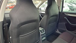 2017 (17) SKODA OCTAVIA 1.6 TDI 110 SE Sport 5dr 5860751