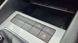 2017 (17) SKODA OCTAVIA 1.6 TDI 110 SE Sport 5dr 5860767