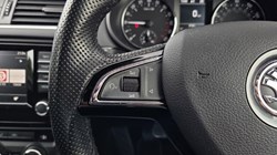 2017 (17) SKODA OCTAVIA 1.6 TDI 110 SE Sport 5dr 5860763