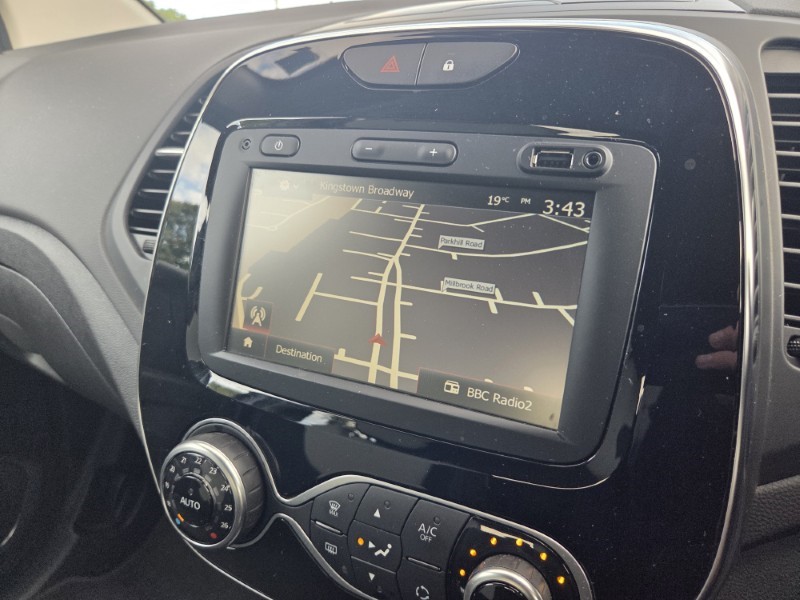 2019 (69) RENAULT CAPTUR 0.9 TCE 90 Iconic 5dr 5850889