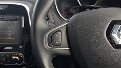 2019 (69) RENAULT CAPTUR 0.9 TCE 90 Iconic 5dr 5850881
