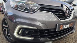 2019 (69) RENAULT CAPTUR 0.9 TCE 90 Iconic 5dr 5850858