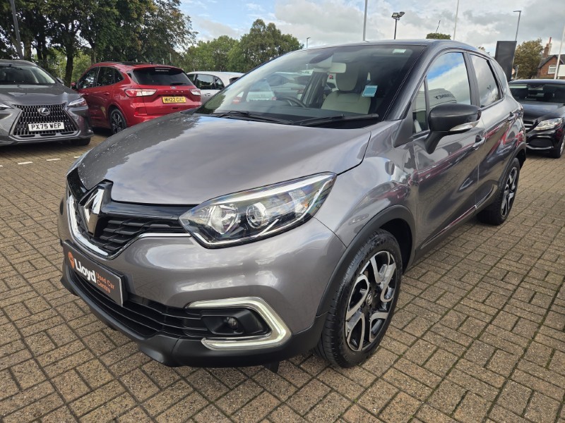 2019 (69) RENAULT CAPTUR 0.9 TCE 90 Iconic 5dr 5850856