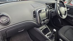 2019 (69) RENAULT CAPTUR 0.9 TCE 90 Iconic 5dr 5850875