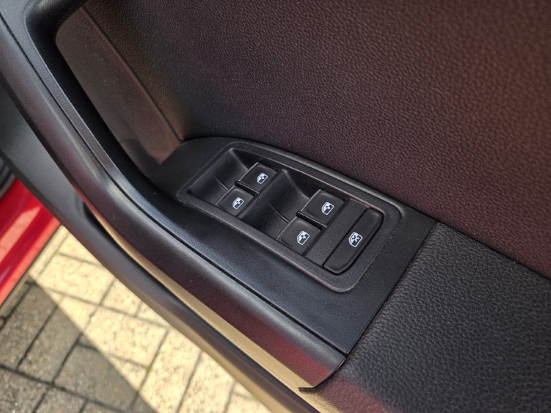 2018 (68) SEAT ATECA 1.0 TSI SE L [EZ] 5dr 5852998