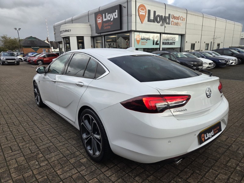 2017 (67) VAUXHALL INSIGNIA 2.0 Turbo D SRi Nav 5dr 5895614
