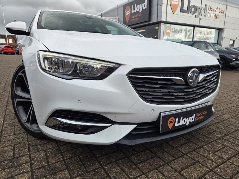 2017 (67) VAUXHALL INSIGNIA 2.0 Turbo D SRi Nav 5dr 5895609